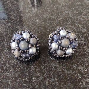 Vintage Black Blue Gray Silver Glass Bead & "Pearl" Round Clip Costume Earrings